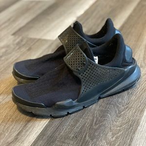 Used (2016) Nike sock dart